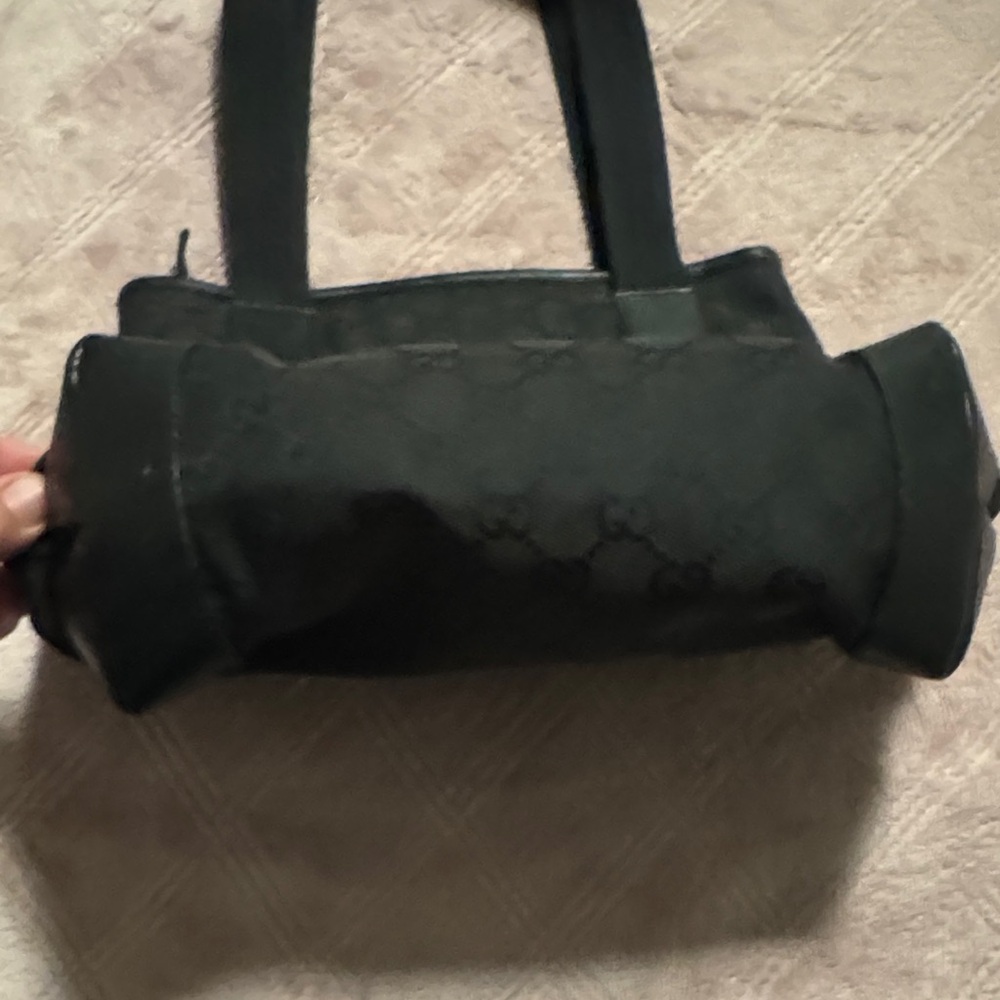 Vintage Gucci GG Canvas & Leather Shoulder Bag — Early 2000s - Picture 8 of 17